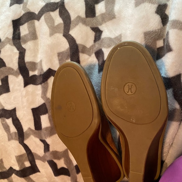 Cole Haan camel colored suede clog wedge heels - Picture 6 of 8